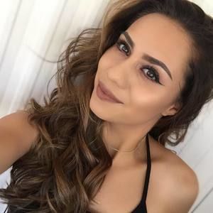 Meet your Posher, Joanna